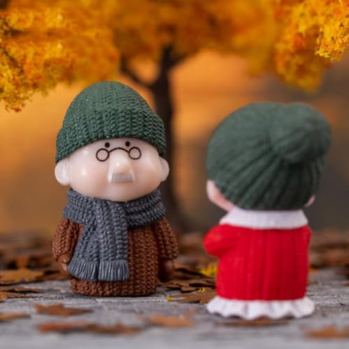 Miniature Small Decorative Pieces Mini Toy Couple stuate Stool Couple Ornaments Auto Interior Mini Garden Figurines Couple Statue Boy Ideal Gift for Friends (Dada Dadi)