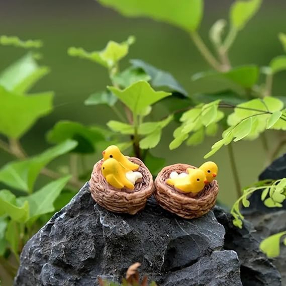 Mini Nest Bird Miniature | Artificial Mini Birds with Nest Showpiece for Home Living Room Office Restaurant Fairy Garden Decoration Bird Toys H-1cm w- 2cm (Set of 2)
